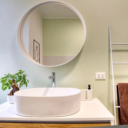 Apartamento Leafy Sunshine, Bilocale In Porta Venezia, Con Metro A 1 Min A Piedi *