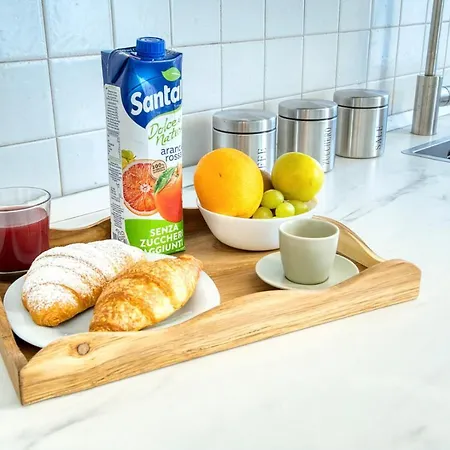 Apartamento Leafy Sunshine, Bilocale In Porta Venezia, Con Metro A 1 Min A Piedi *