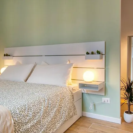 Leafy Sunshine, Bilocale In Porta Venezia, Con Metro A 1 Min A Piedi * Milán