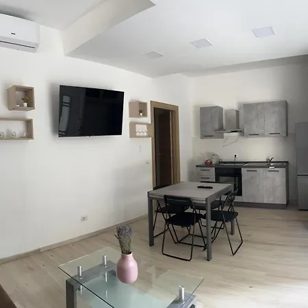 Apt. N. 1 Апартаменты