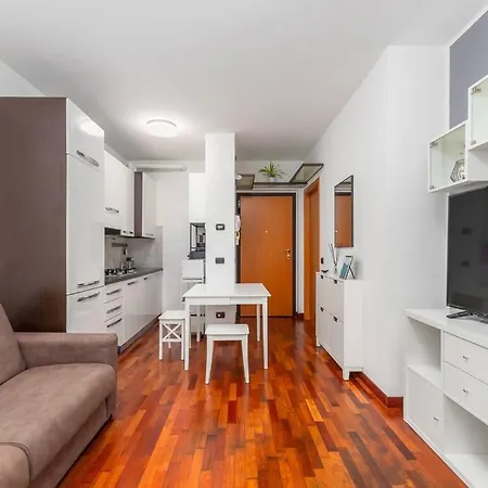 M5 Ca' Granda - Niguarda - Parcheggio Gratuito Appartement Milaan