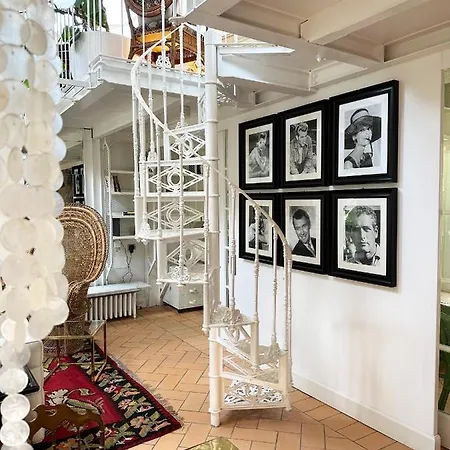 Robertaebasta Privè Appartamento *