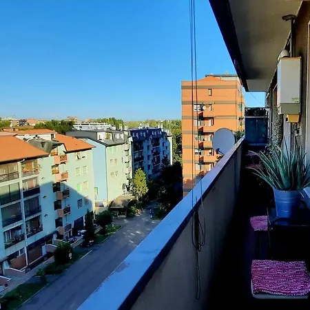 Appartamento Milano Апартаменты *