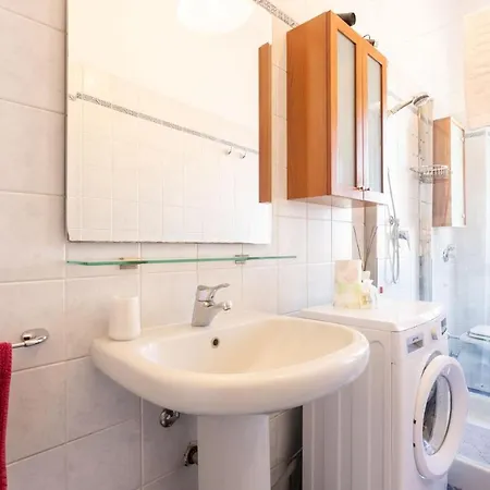 Garibaldi Two Bedrooms By Halldis * Mediolan