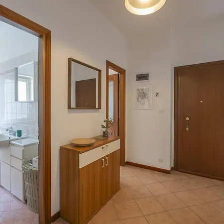 Youhosty - Zuretti42 Apartment