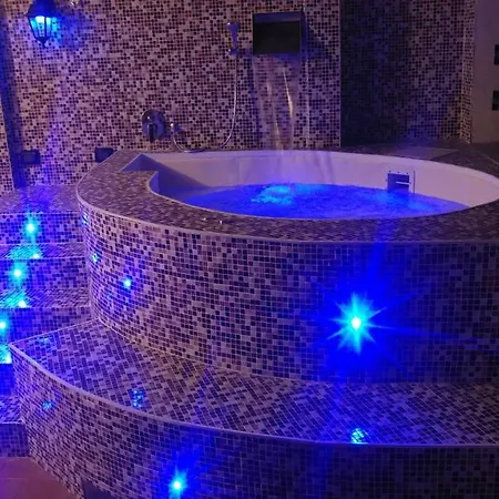 - Doppia Con Bagno Privato In Stupendo Attico Con Vista Mozzafiato Milaan