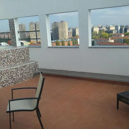 - Doppia Con Bagno Privato In Stupendo Attico Con Vista Mozzafiato Bed & Breakfast