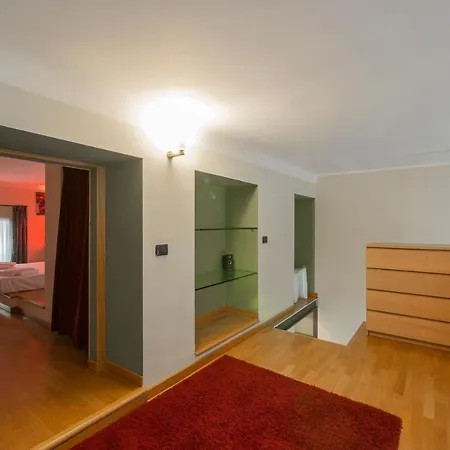 Incantevole Soppalcato - Pt. Romana Apartment *