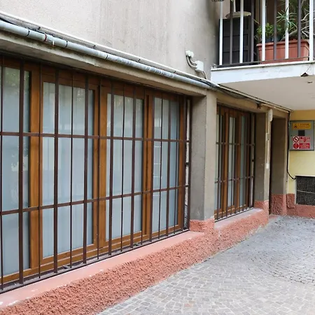 Gambara Guests House