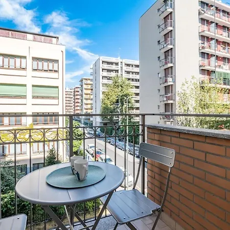 Easylife - Milano- Privata Angera 10s - Apartament *