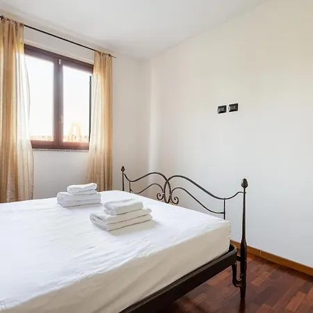 아파트 Guesthost - With Balcony Nearby M3 Subway Yellow Line