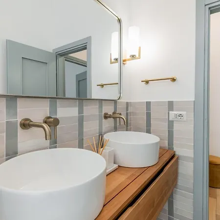 Easylife - Calda Gemma In Porta Venezia * Milano