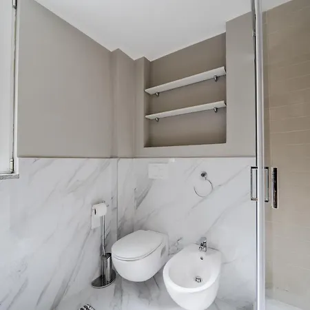 Apartman Guesthost - Amazing Loft - 350 M Far From Dateo Station