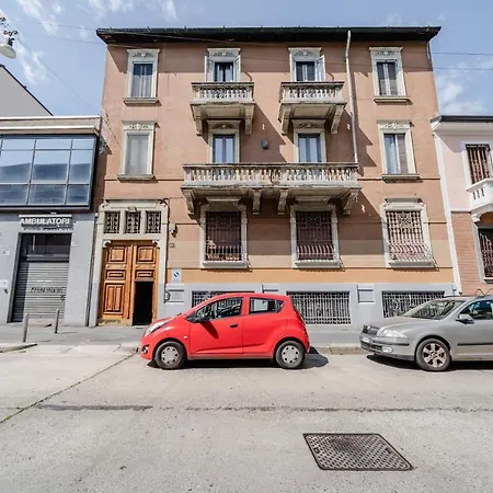 Apartman Guesthost - Amazing Loft - 350 M Far From Dateo Station Milánó