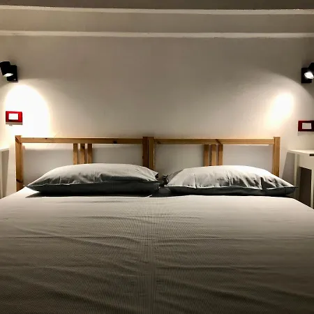 Sansiro Fiera * Milão