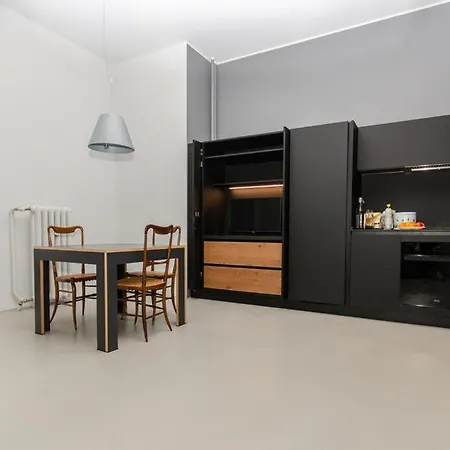 Luxury Arco Della Pace Apartment