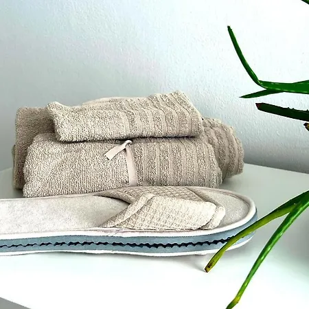 The 6th Floor Flat - Direct Link To Centre In 8 Mins Apartmán