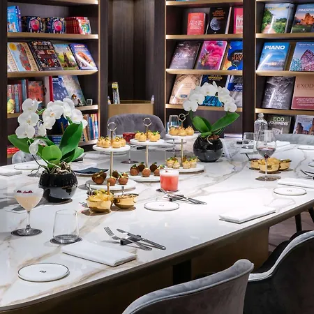 Palazzo Touring Club Milan, A Radisson Collection מילאנו