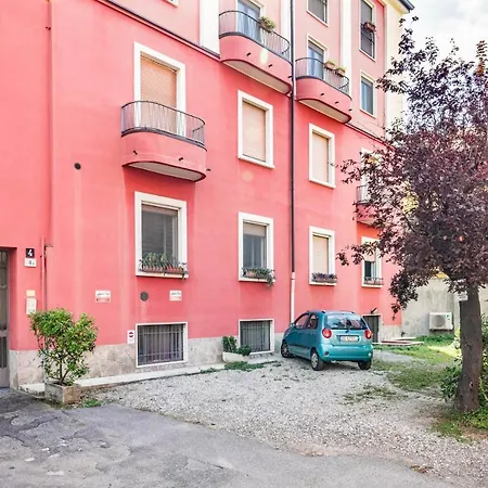 아파트 - Bocconi E Navigli - Spacious 3br 95 M - Free Parking