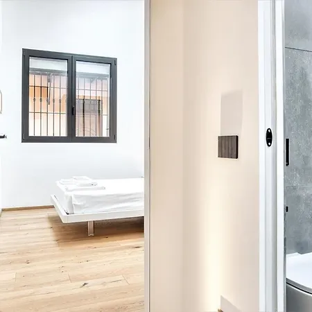 Hostmate - - Pastrengo - Isola * Milano