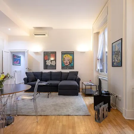 Co99 - Modern Two Bedrooms In Castello Cova