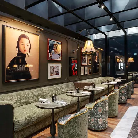 Radisson Collection Hotel, Santa Sofia