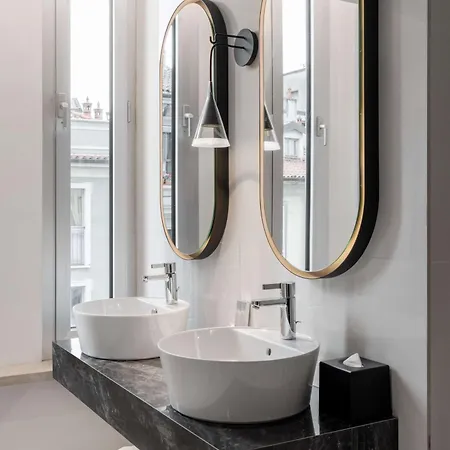 Radisson Collection Hotel, Santa Sofia 5*