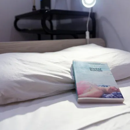 Extensive Terrace Navigli Toy Artistic شقة ميلان