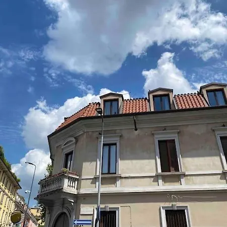 Lejlighed Cozy New Flat In Garibaldi, Isola