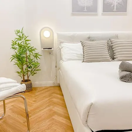 Sempione 10 Minuti Dal Duomo Apartman *