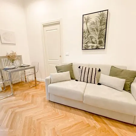 Sempione 10 Minuti Dal Duomo Apartman