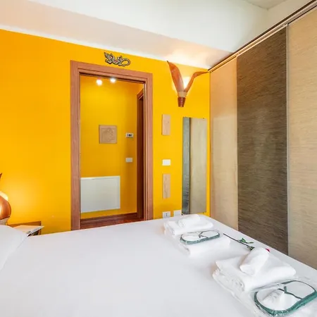 Giudice Donadoni, 12 - Universita E Svago Apartament *