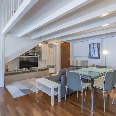 Apartment Youhosty - Desenzano 7 *
