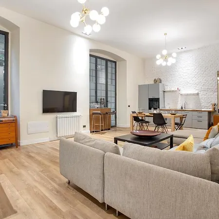 Joivy Modern And Spacious Family Flat Apartment Milan