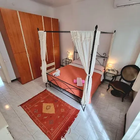 Relaxing In The Heart Of Apartment