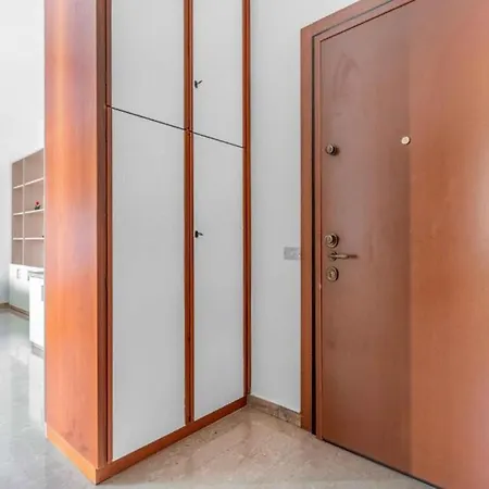 Moncler House Navigli Apartment Milan