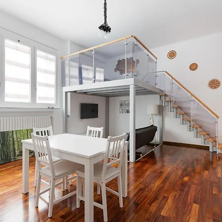 Guesthost - Cosy Close To Piazza Insubria Milan