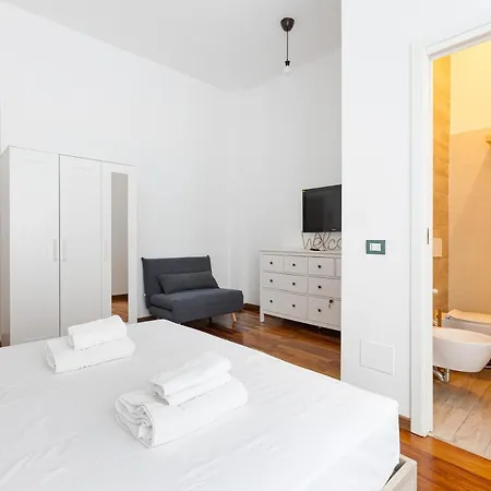 Guesthost - Cosy Close To Piazza Insubria Appartement