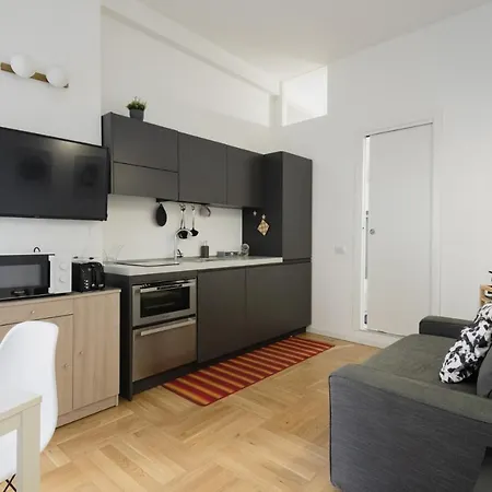 Easylife - Elegante Sui Navigli Apartment