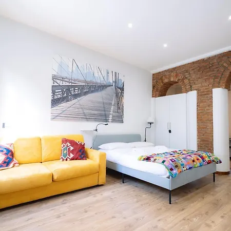 Apartament The Red Bricks - Tricolore San Babila