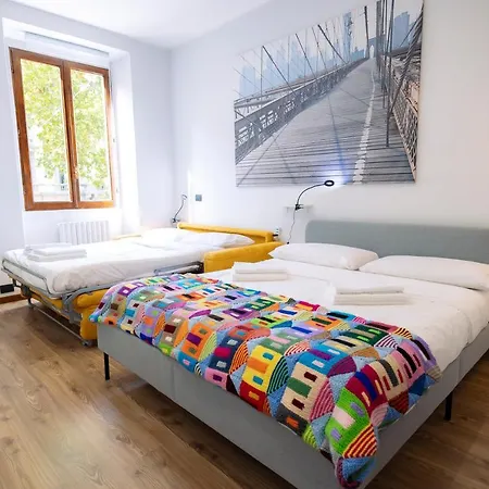 Apartament The Red Bricks - Tricolore San Babila *