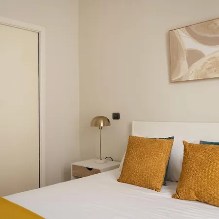 Santa Tecla Living Faravelli 4 *