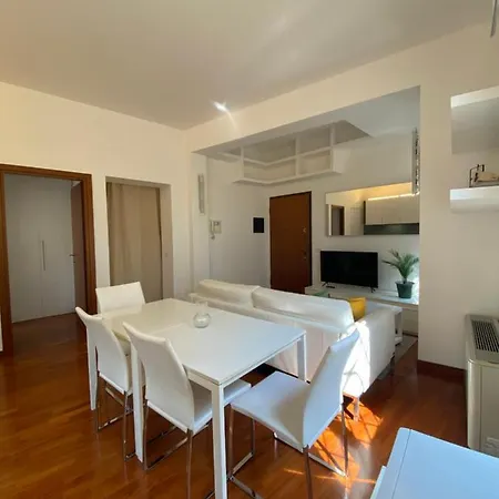 Farini Loft - 1°floor Cozy Lejlighed *
