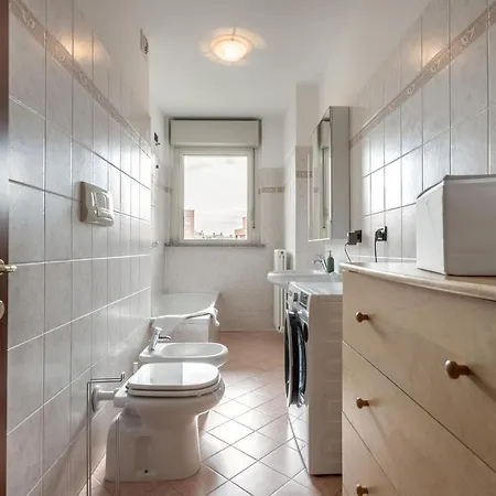 Futurismo By Halldis Daire *