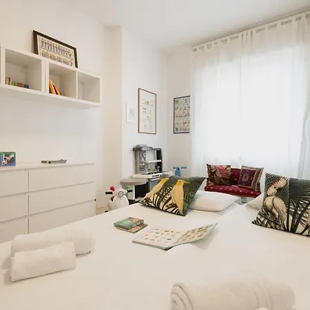 Easylife - Attico 230mq Con Terrazza Area Bocconi דירה מילאנו