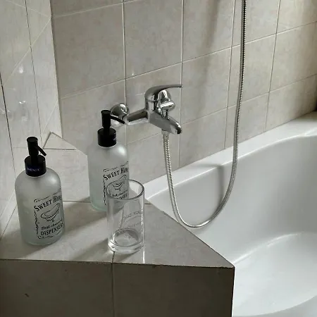 Buenos Aires Urban Escape - Metro & Self-checkin