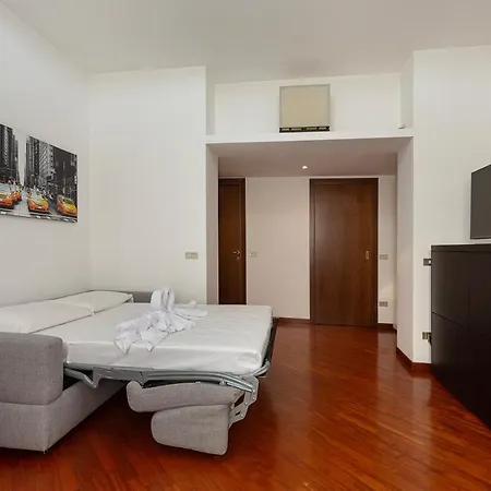 Flat In Citylife Near Metro! Appartement *