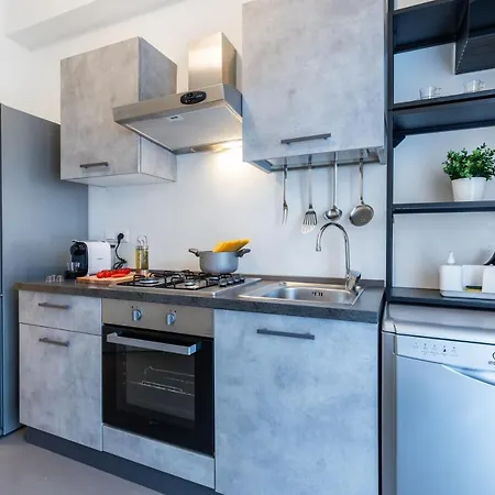 Central Station 13min - 2 Bedrooms, 2 Bathrooms, Metro Milaan