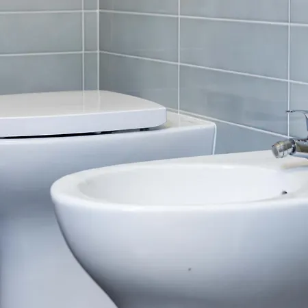 Central Station 13min - 2 Bedrooms, 2 Bathrooms, Metro Appartement *