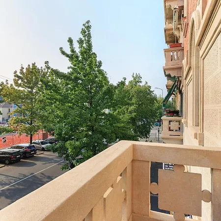 Flat In Citylife Near Metro! Appartement Milaan